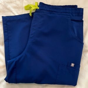 women's Electric Blue Yola™ - Skinny Scrub Pants
L / Electric Blue